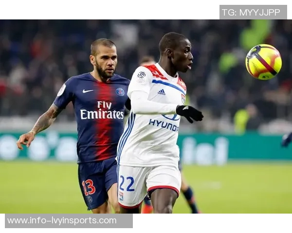 兰斯与阿雅克肖激战正酣谁能在法甲赛场上笑到最后